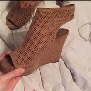 Brown Wedges